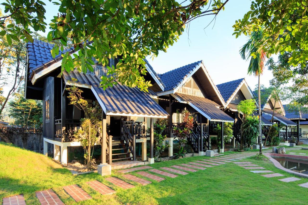 Sansan Resort Vang Vieng Exterior photo